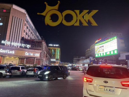 chia sẻ cuộc sống về đêm bên Cam